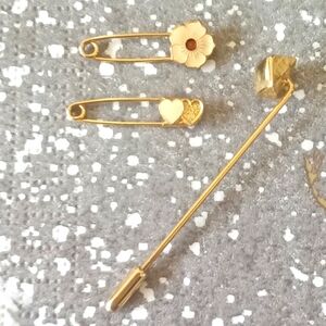 Gold-tone Pin Brooch Set